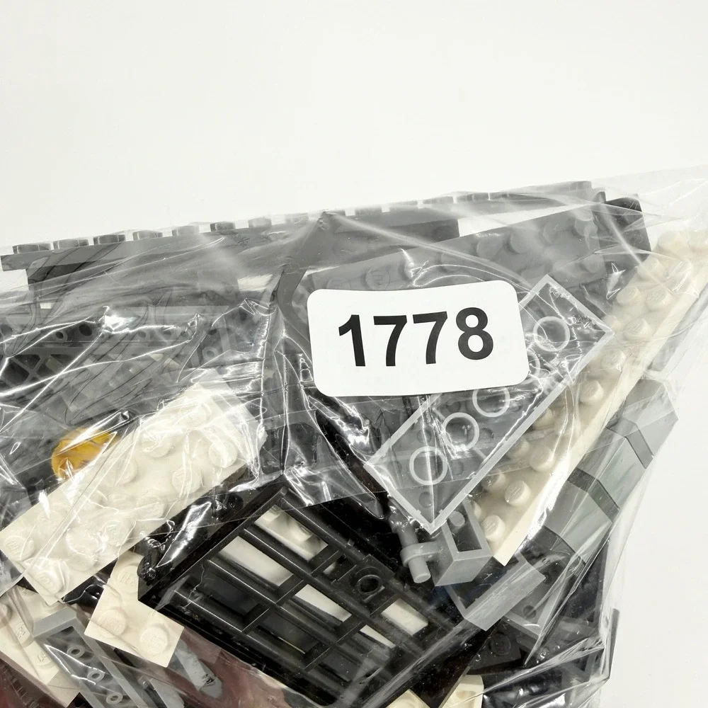 Lego Bulk Lot Color Sorted Gray White Black Mix 1‎ Pound Pieces Parts Bricks